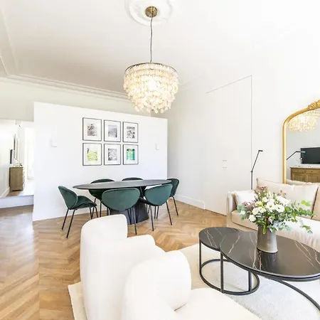 Apartmán Lb Vacation I Luxurious 1br With Parking & Terrace Cannes